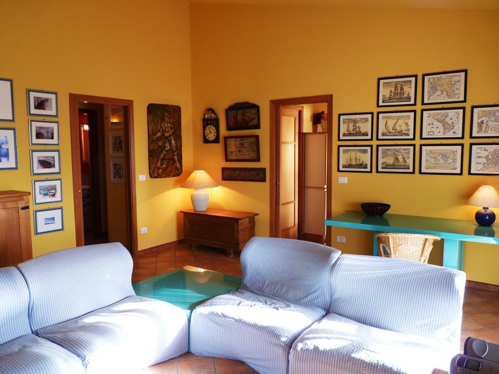 Appartamento Silvia Casaluce Ruang foto